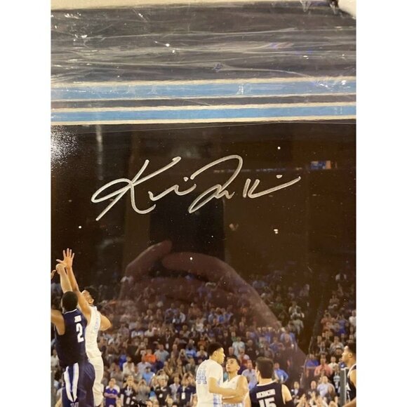 Kris Jenkins signed autographed Villanova "The Shot" 8x10 framed photo JSA - Picture 2 of 5